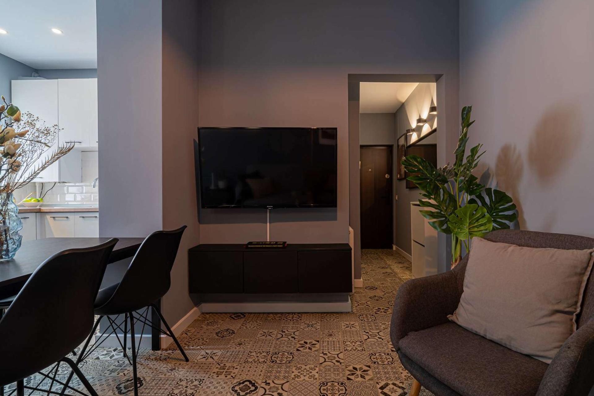 Chic Black & White 2Br Retreat On Dambovitei ブカレスト エクステリア 写真